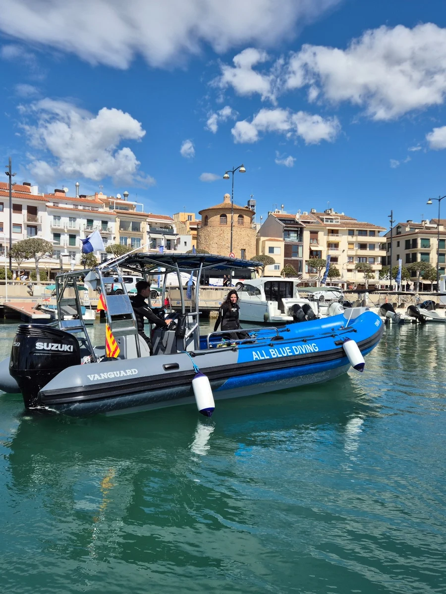 Inmersiones en barca desde el Puerto de Cambrils