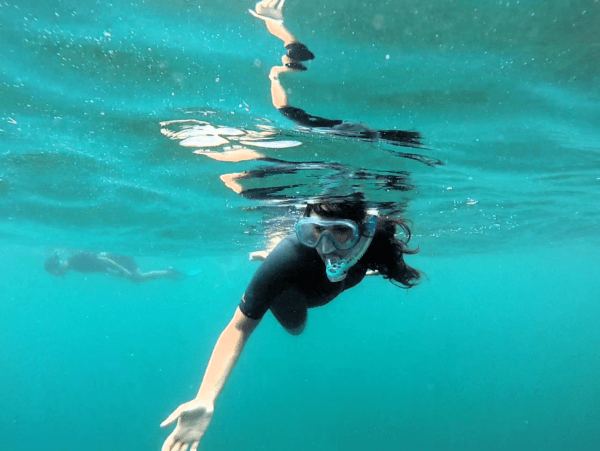 Snorkel en Cambrils con guía en aguas cristalinas